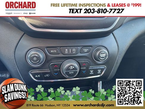 Used 2022 Jeep Cherokee Trailhawk w/ Sun, Sound & Nav Group image 29