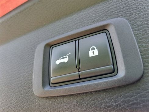 Used 2023 Mitsubishi Outlander SE Black Edition image 32