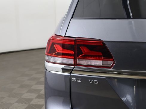 Used 2021 Volkswagen Atlas SE image 15