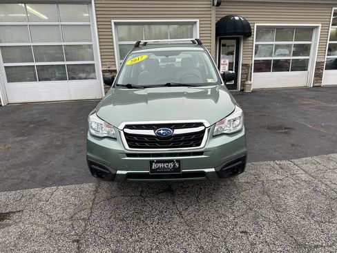 Used 2017 Subaru Forester 2.5i image 2