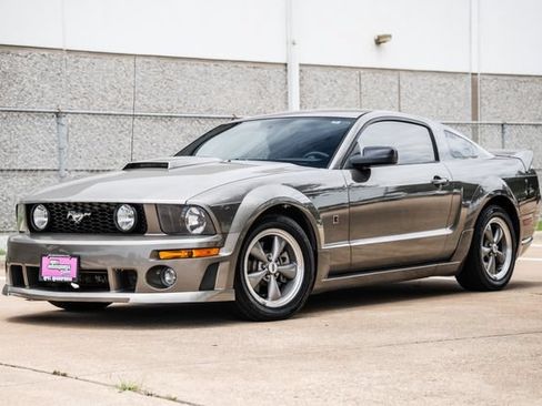 Used 2005 Ford Mustang GT Premium RWD image 34