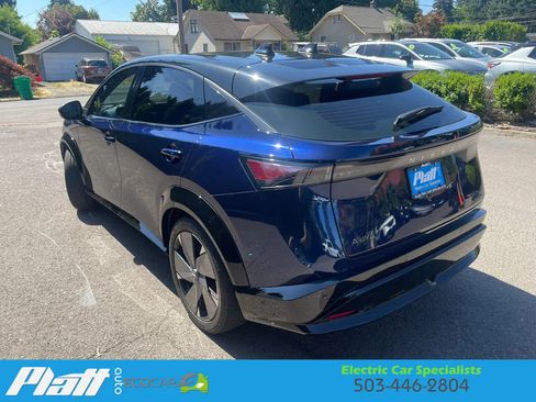 Used 2023 Nissan Ariya AWD/4WD image 12