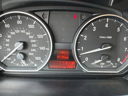 Used 2009 BMW 135i Convertible RWD image 4