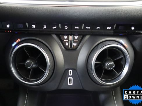 Used 2025 Chevrolet Blazer LT image 26