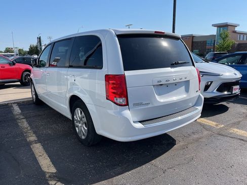 Used 2017 Dodge Grand Caravan SE w/ Power Window Group FWD image 6