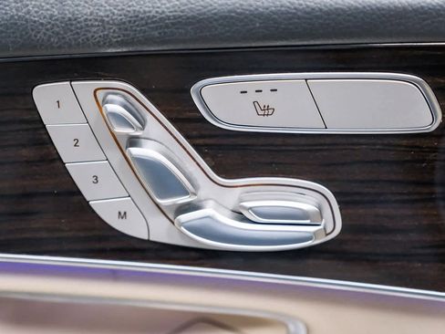 Certified 2022 Mercedes-Benz GLC 300 GLC 300 image 24