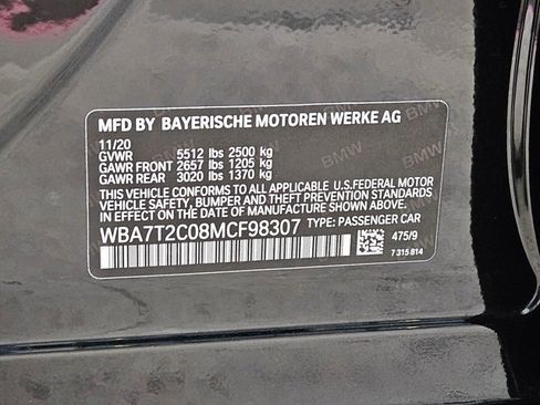 Used 2021 BMW 740i w/ M Sport Package image 26