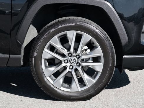 Used 2023 Toyota RAV4 XLE Premium AWD/4WD image 11