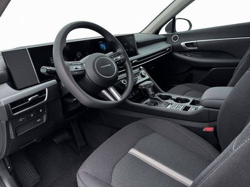 New 2026 Hyundai Sonata SE FWD image 14