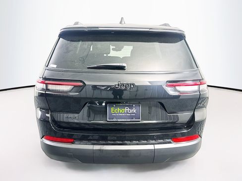 Used 2023 Jeep Grand Cherokee L Laredo AWD/4WD image 7