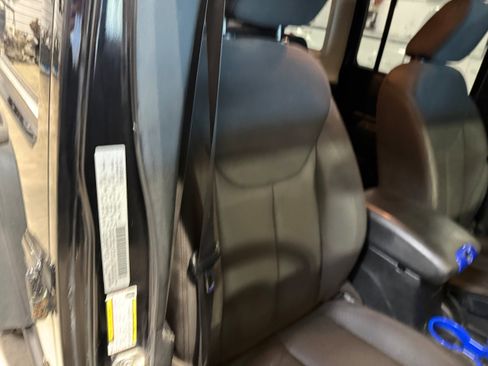 Used 2017 Jeep Wrangler Unlimited Sport AWD/4WD image 11
