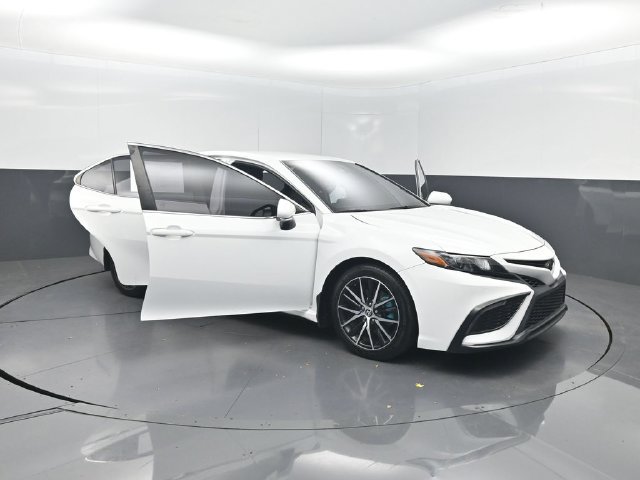 Used 2023 Toyota Camry SE FWD image 33