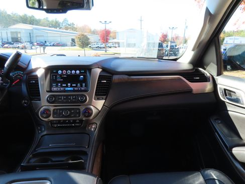 Used 2018 GMC Yukon XL Denali w/ Denali Ultimate Package image 28