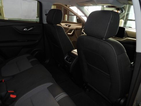 Used 2024 Chevrolet Blazer LT w/ Convenience Package image 16