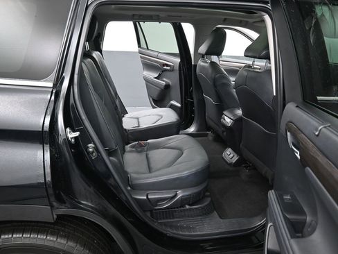 Used 2023 Toyota Highlander Platinum image 35