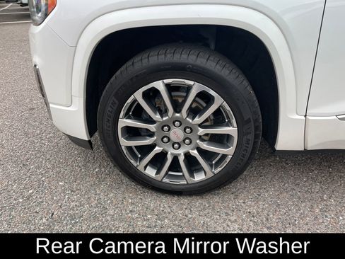 Used 2023 GMC Acadia Denali w/ Denali Ultimate Package image 10