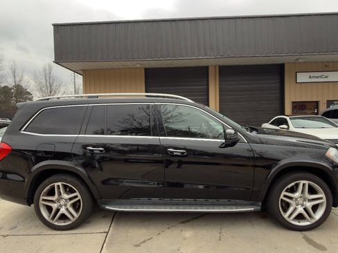 Used 2014 Mercedes-Benz GL 550 4MATIC image 14