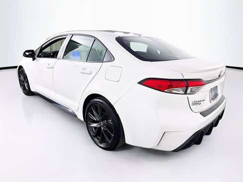 Certified 2025 Toyota Corolla SE image 4