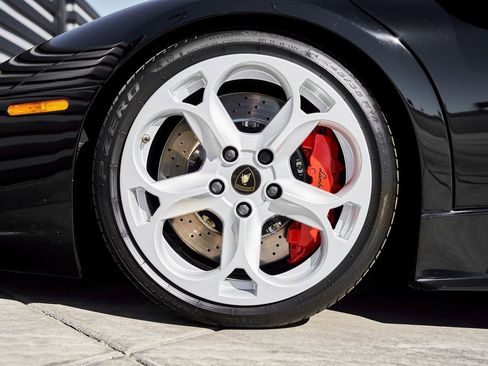 Used 2006 Lamborghini Murcielago Base image 3