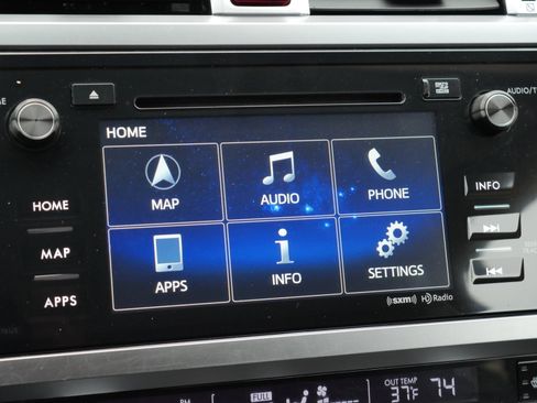 Used 2017 Subaru Outback 3.6R Limited image 12