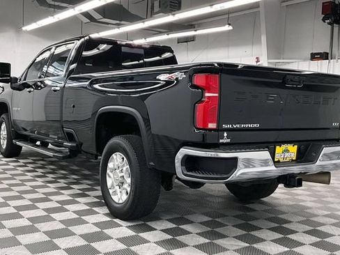 Used 2024 Chevrolet Silverado 3500 LTZ w/ LTZ Premium Package AWD/4WD image 2