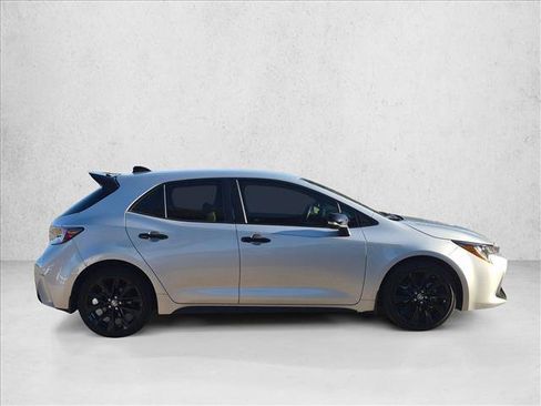 Used 2021 Toyota Corolla SE FWD image 4