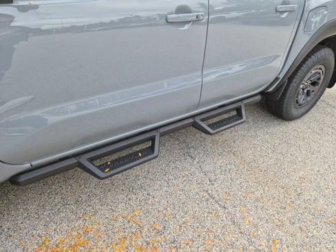 New 2026 Nissan Frontier PRO-4X w/ Pro-4x Convenience Package image 6