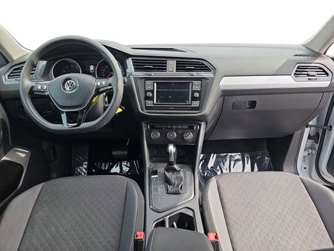 Used 2018 Volkswagen Tiguan S w/ Front Fog Lights Package image 9