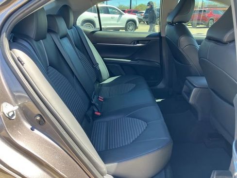 Used 2023 Toyota Camry SE FWD image 14