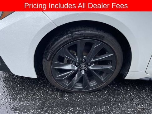 Used 2024 Toyota Corolla SE w/ SE Premium Package FWD image 2