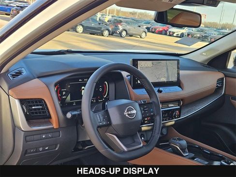 New 2026 Nissan Rogue Platinum image 13