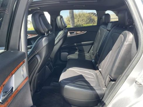 Used 2020 Lincoln Nautilus Reserve w/ Equipment Group 202A AWD/4WD image 26