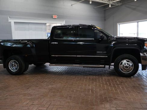 Used 2015 GMC Sierra 3500 SLT w/ Duramax Plus Package AWD/4WD image 10