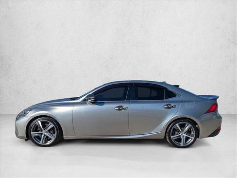 Used 2017 Lexus IS 300 AWD image 9