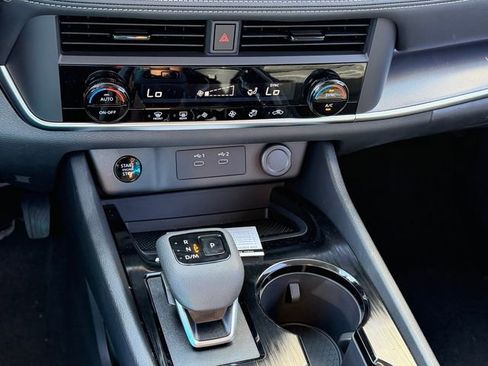 New 2026 Nissan Rogue SV AWD/4WD image 18