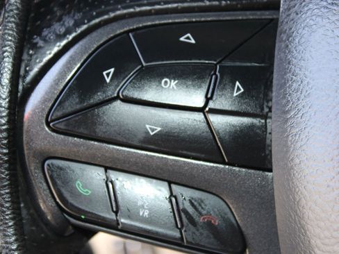 Used 2019 Dodge Durango R/T w/ Blacktop Package RWD image 25