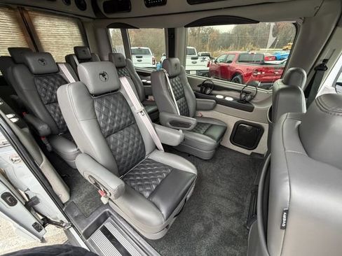 Used 2024 Ford Transit 250 148 Medium Roof Extended AWD image 55