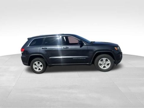 Used 2016 Jeep Grand Cherokee Laredo w/ Quick Order Package 23E AWD/4WD image 4