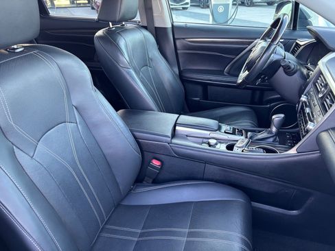 Used 2018 Lexus RX 350 AWD w/ Luxury Package image 19