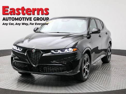 Used 2024 Alfa Romeo Tonale Veloce AWD/4WD image 1