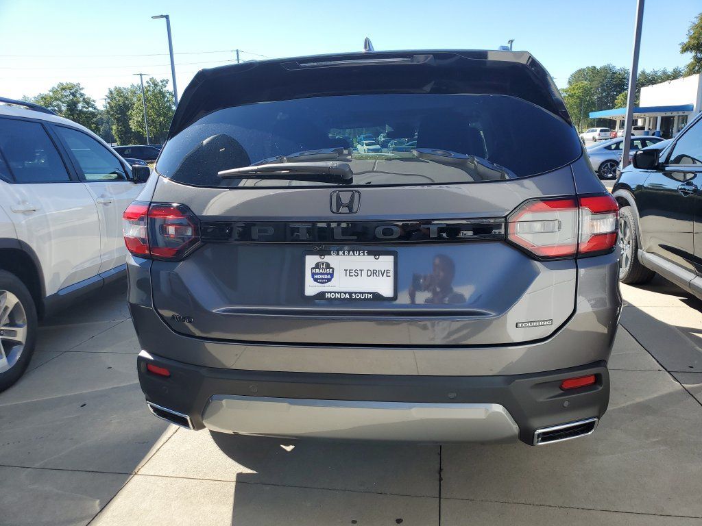 New 2026 Honda Pilot Touring image 6