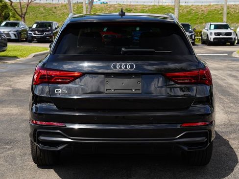 Used 2021 Audi Q3 2.0T Premium w/ Convenience Package image 9