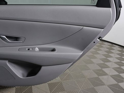 Used 2024 Hyundai Elantra SEL image 22