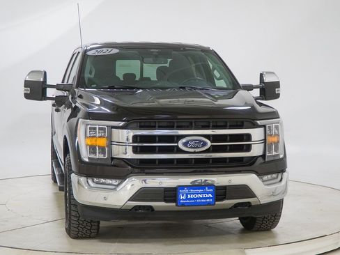 Used 2021 Ford F150 Lariat w/ Max Trailer Tow Package image 17