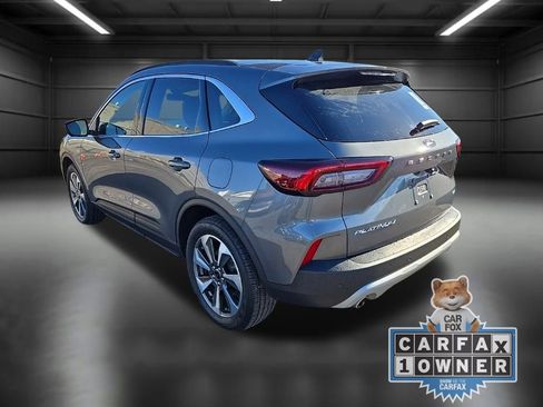 Used 2025 Ford Escape Platinum w/ Premium Technology Package image 4