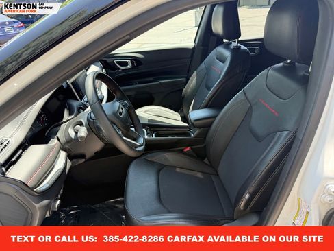 Used 2023 Jeep Compass Trailhawk image 30