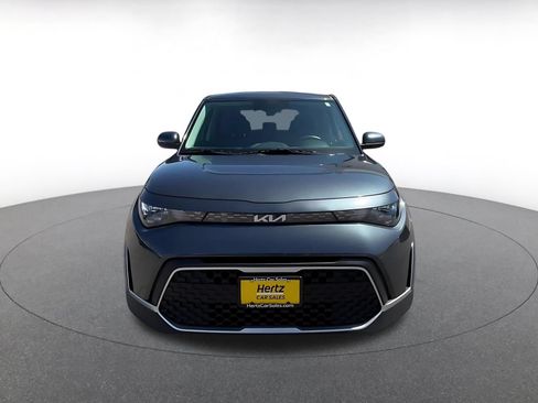 Used 2025 Kia Soul LX w/ LX Technology Package FWD image 4
