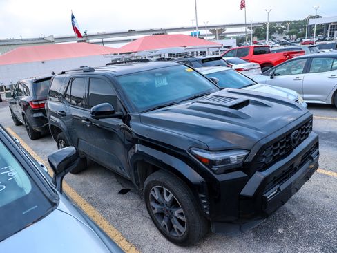 Certified 2025 Toyota 4Runner TRD Sport Premium AWD/4WD image 7