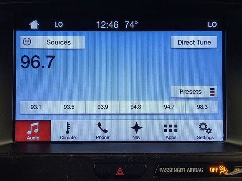 Used 2017 Ford Explorer XLT w/ Equipment Group 201A FWD image 25