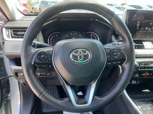Used 2023 Toyota RAV4 XLE w/ Convenience Package AWD/4WD image 9